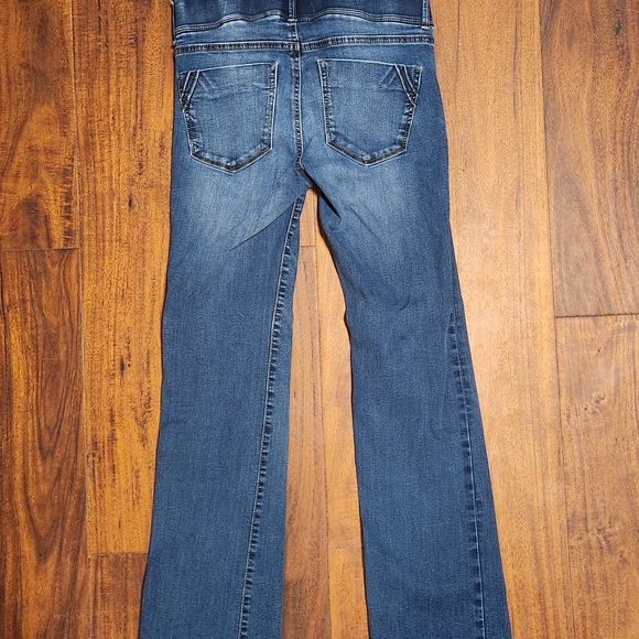 Apt. 9 Women's Straight Leg Blue Jeans - Picture 6 of 7